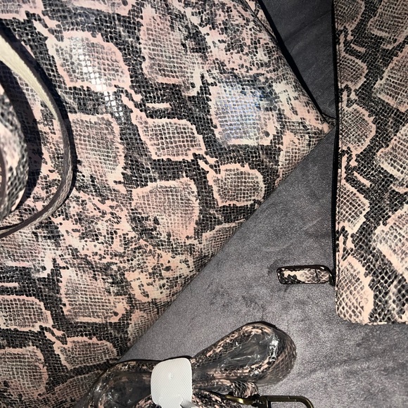 FREE PEOPLE Tote bag, Mini Bag, Cross body strap - Picture 2 of 5